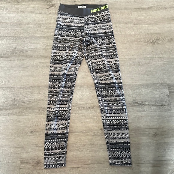 Nike Pants - Nike Pro Tights Hyperwarm 8 Bit Running Geometric
